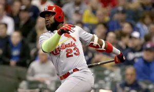 Marcell Ozuna dio dos jonrones y San Luis obligó un juego decisivo en la Nacional