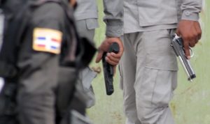 Policía mata uno de dos secuestraron paramédico boricua