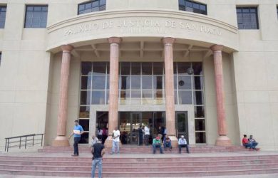 Piden 18 meses prisión contra 11 policías mataron 5 hombres Piden 18 meses prisión contra 11 policías mataron 5 hombres