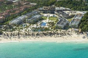 Hotel Royalton Punta Cana entre 50 mejores resorts del Caribe