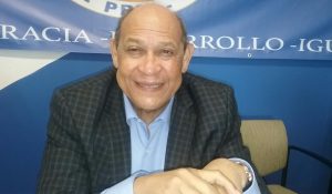 FILADELFIA: Rafael Santos imparte curso de preparación a delegados convención PRM