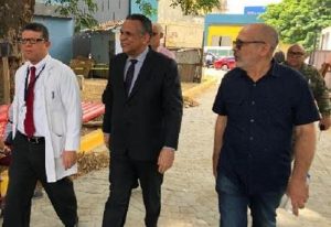 Ministro: “Valió la pena esperar los trabajos hospitales de Santiago”