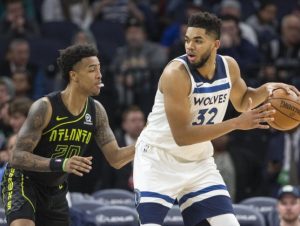 Karl-Anthony Towns doble-doble en triunfo de Wolves