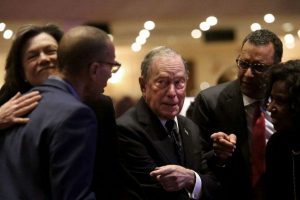 Bloomberg pide perdón por su polémica gestión policial en NY Bloomberg pide perdón por su polémica gestión policial en NY