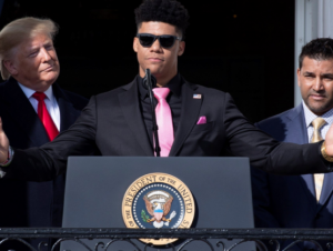 Trump llamó al podio a Juan Soto en la Casa Blanca