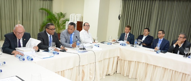 Preocupa a legisladores los «altos montos» que se pagan por autopista imagen