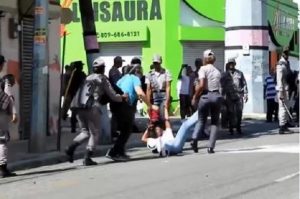 Policía hiere a peregrinos del Seibo que marchaban al Palacio Nacional