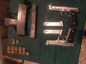 Incautan armas en aeropuerto; alertan sobre 500 mil armas ilegales