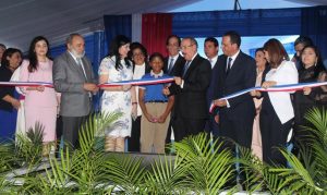 SDE: Presidente Medina entrega siete centros educativos en SDE