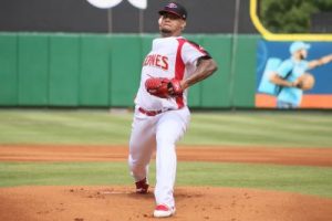 Leones se consolidan primer lugar; Toros y Gigantes ganan