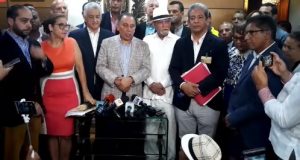 Coalición de partidos inscribe la  candidatura de Leonel ante JCE