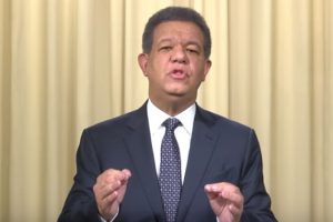 Leonel expresa su «total y absoluta» oposición al uso voto automatizado