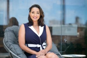 Angely Báez se alza con tercera nominación a los Voice Arts Awards