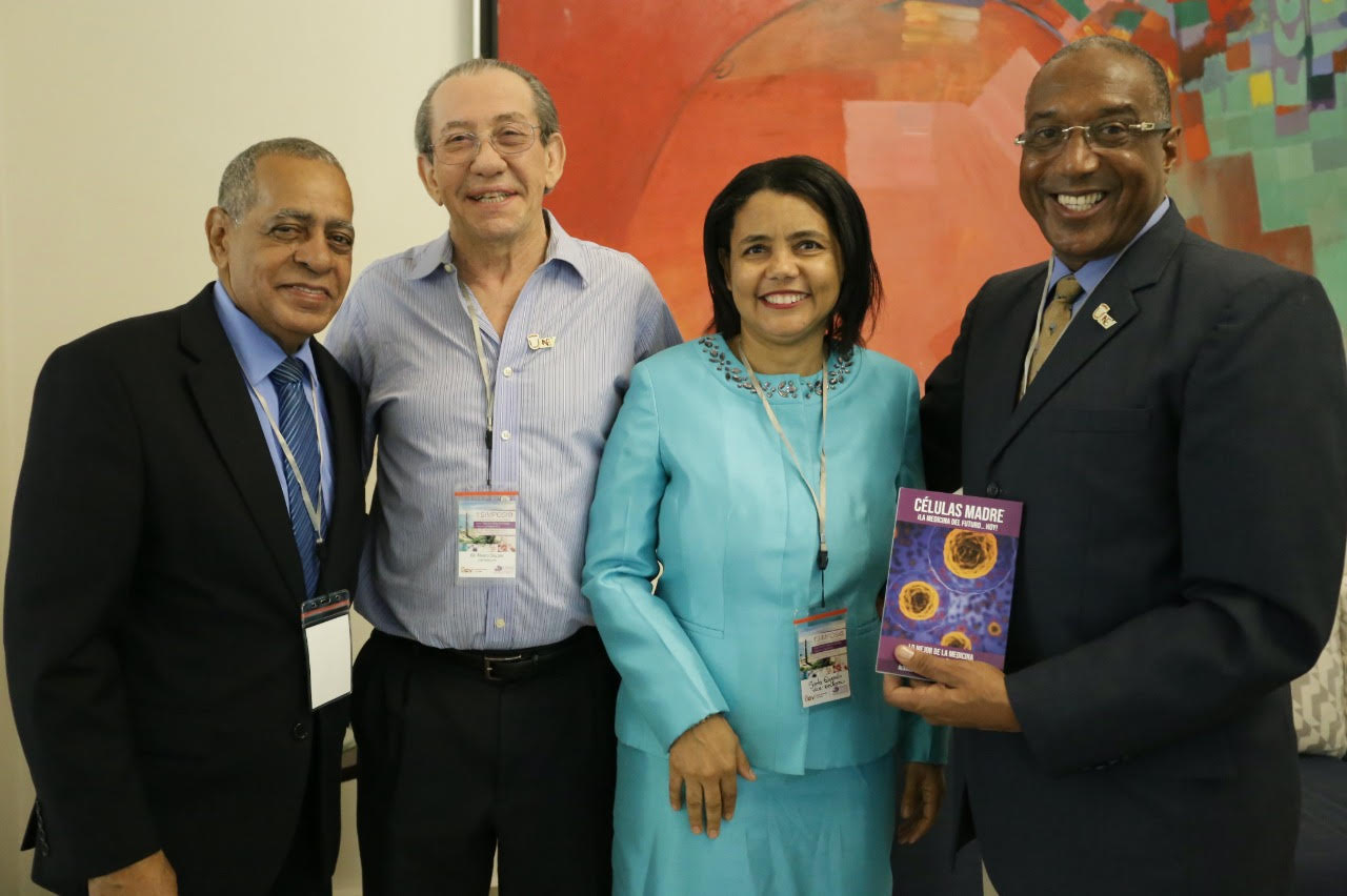 Realizan en SD Primer Simposio sobre medicina anti edad imagen