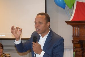 LAWRENCE: Morrison asegura Pais Posible es el partido del siglo XXI