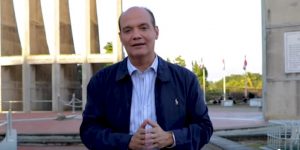 Ramfis llama dominicanos a conocer Constitución y exigir su cumplimiento