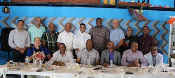 Fedombal celebra inmortalidad de Máximo-Tepo-Tapia imagen