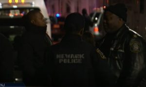 NUEVA JERSEY: Tiroteo en barbería deja un muerto y dos heridos