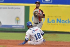 Licey y Toros empates en segundo; Estrellas y Aguilas ganan