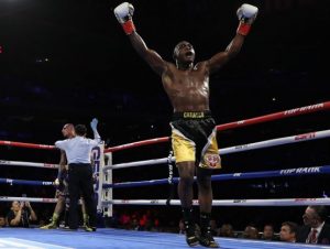 Carlos Adames peleará por título mundial mediano de boxeo