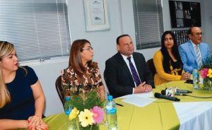 Empresarios dicen Santiago necesita más apoyo del Gobierno para avanzar