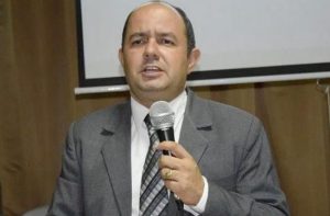 Colegio de Abogados de Santiago exige anular Comisión Electoral