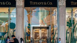 Louis Vuitton compra joyería Tiffany por 14.700 millones de euros