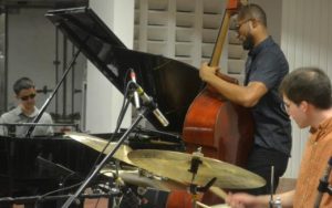 Embajada EE.UU. realiza concierto de jazz en el Dominico-Americano