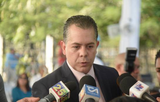 Comerciantes de Santiago adelantan el «viernes negro» imagen