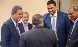 FLORIDA: Leonel encabeza encuentros con seguidores