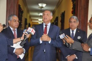 Gobierno entregará doble sueldo a partir del próximo 5 de diciembre