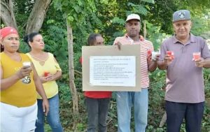 Residentes de los Jardines del Yaque piden saneamiento de cañada