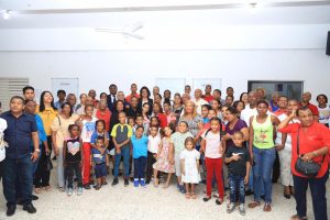 Senadora Cristina Lizardo dice sociedad demanda de familias unidas