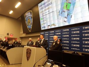 Policía NY activa seguridad para recibir el 2020 en Times Square