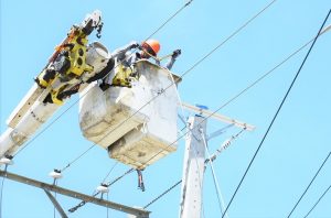 EDENORTE integra dos comunidades de La Vega a servicio 24 horas