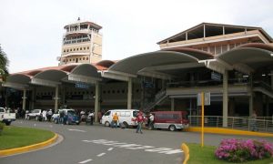 Aumenta llegada dominicanos al Aeropuerto Cibao por fiestas navideñas