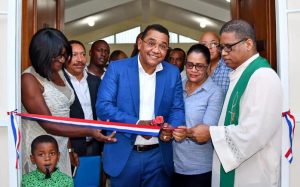SAN CRISTOBAL: Inauguran en Yaguate iglesia construida por EGEHID