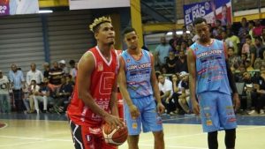 Centro derrota San José y mantiene invicto en basquet de Higüey