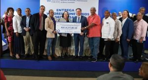 PGR entrega a instituciones más de RD$160 MM decomisados este año