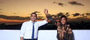 Luis Alberto escoge a la pastora Nancy Amancio como compañera de boleta municipal Luis Alberto escoge a la pastora Nancy Amancio como compañera de boleta municipal