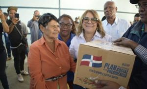 Gobierno inicia entrega de canastas Navideñas en toda la región sur