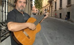 Muere el cantante y actor Patxi Andión en un accidente