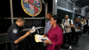 Nueva York le cierra la puerta a miles de inmigrantes