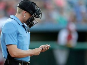 MLB acuerda con umpires probar zona strike automatizada