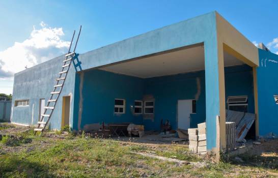 Paralizan trabajos construcción centro diagnóstico Hato del Yaque imagen