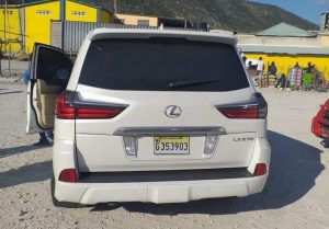 JIMANI: Arrestan cónsul haitiana en un vehículo buscado por la DEA