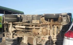 Al menos 19 heridos en accidente de camión que transportaba haitianos