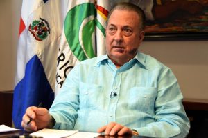 Gobierno dispone premiar cuatro artistas de las artes visuales de la RD Gobierno dispone premiar cuatro artistas de las artes visuales de la RD