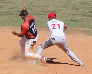 Definen los equipos accionarán en el torneo Softbol de RD