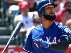Chicago adquiere a Nomar Mazara desde los Rangers